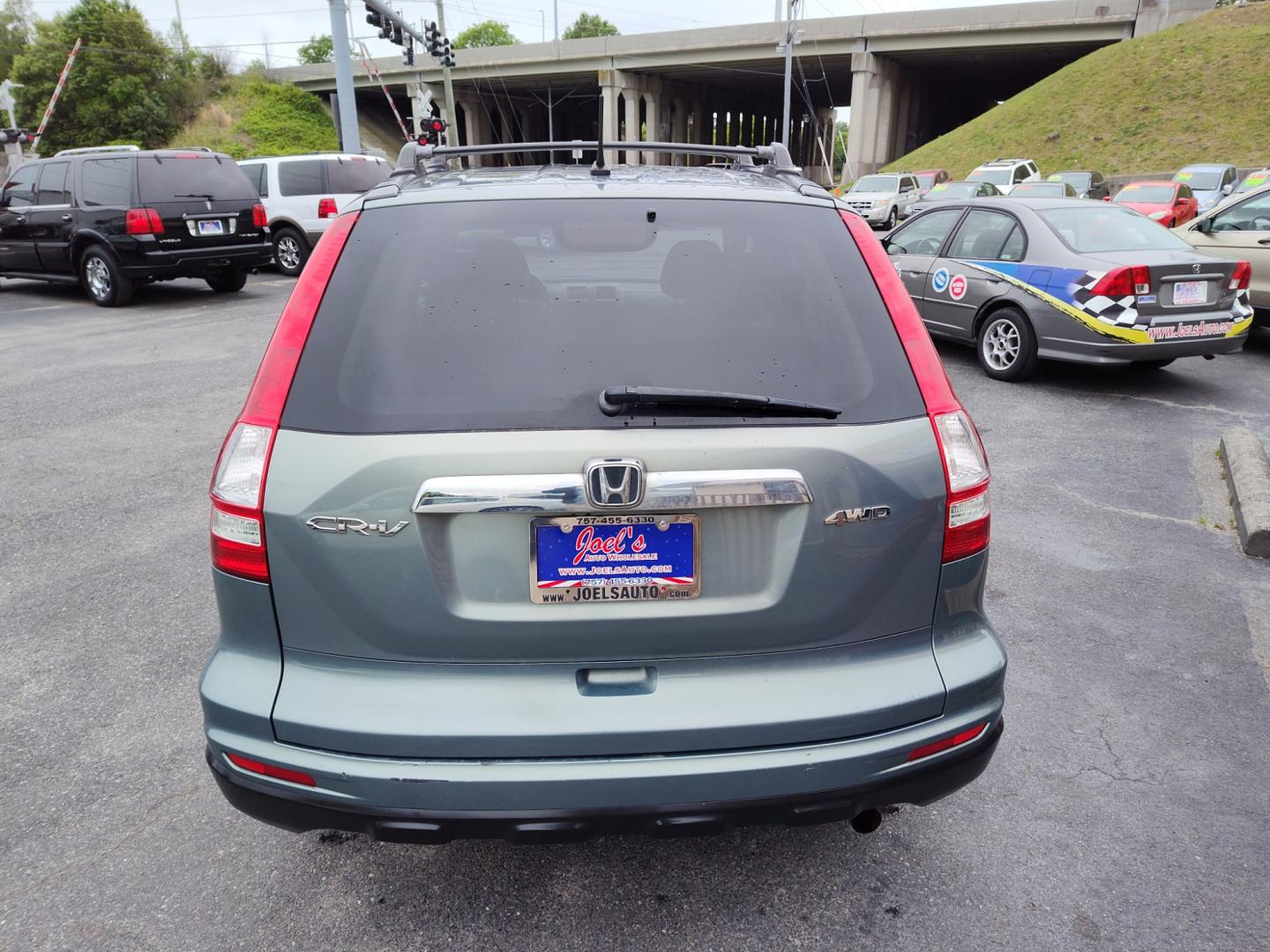 2010 Green Honda CR-V (5J6RE4H58AL) , located at 5700 Curlew Drive, Norfolk, VA, 23502, (757) 455-6330, 36.841885, -76.209412 - Photo#10